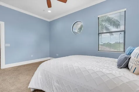 1067 Ashland Avenue Tarpon Springs FL 34689