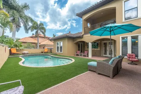 1067 Ashland Avenue Tarpon Springs FL 34689
