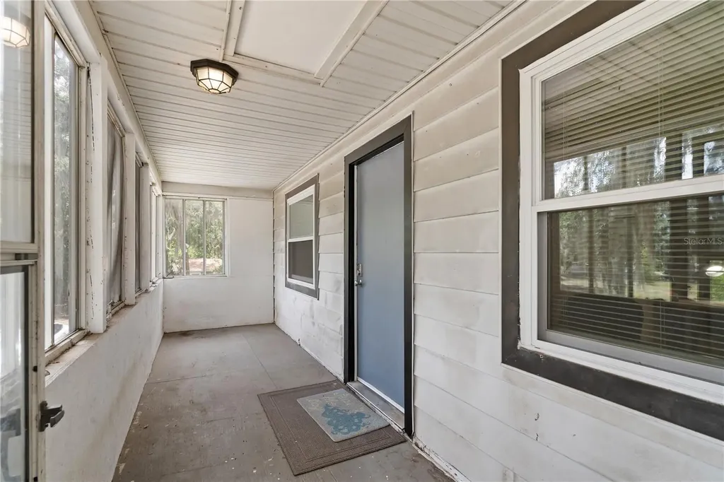 115 Ten Oak Place Valrico FL 33594
