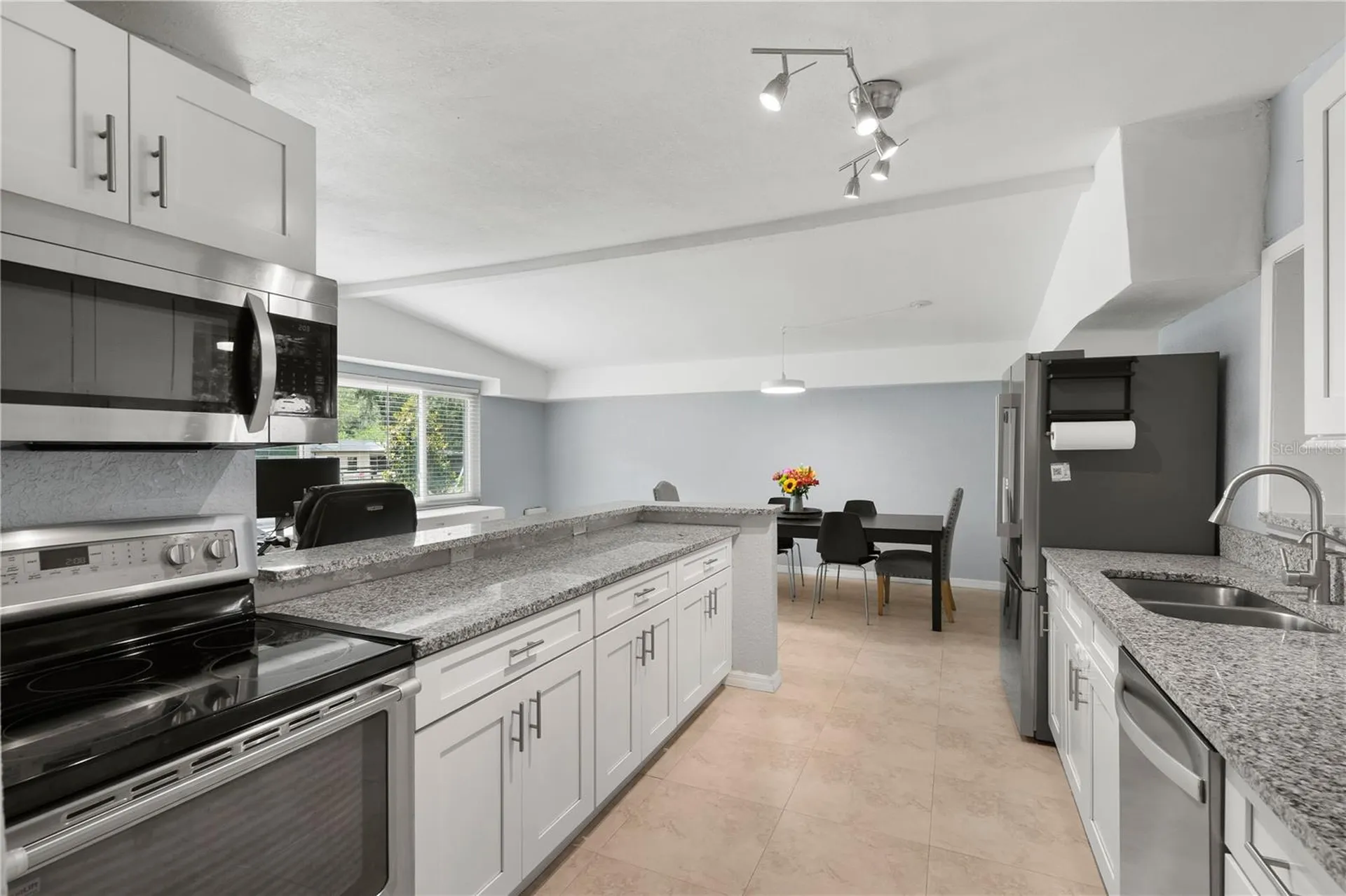 115 Ten Oak Place Valrico FL 33594