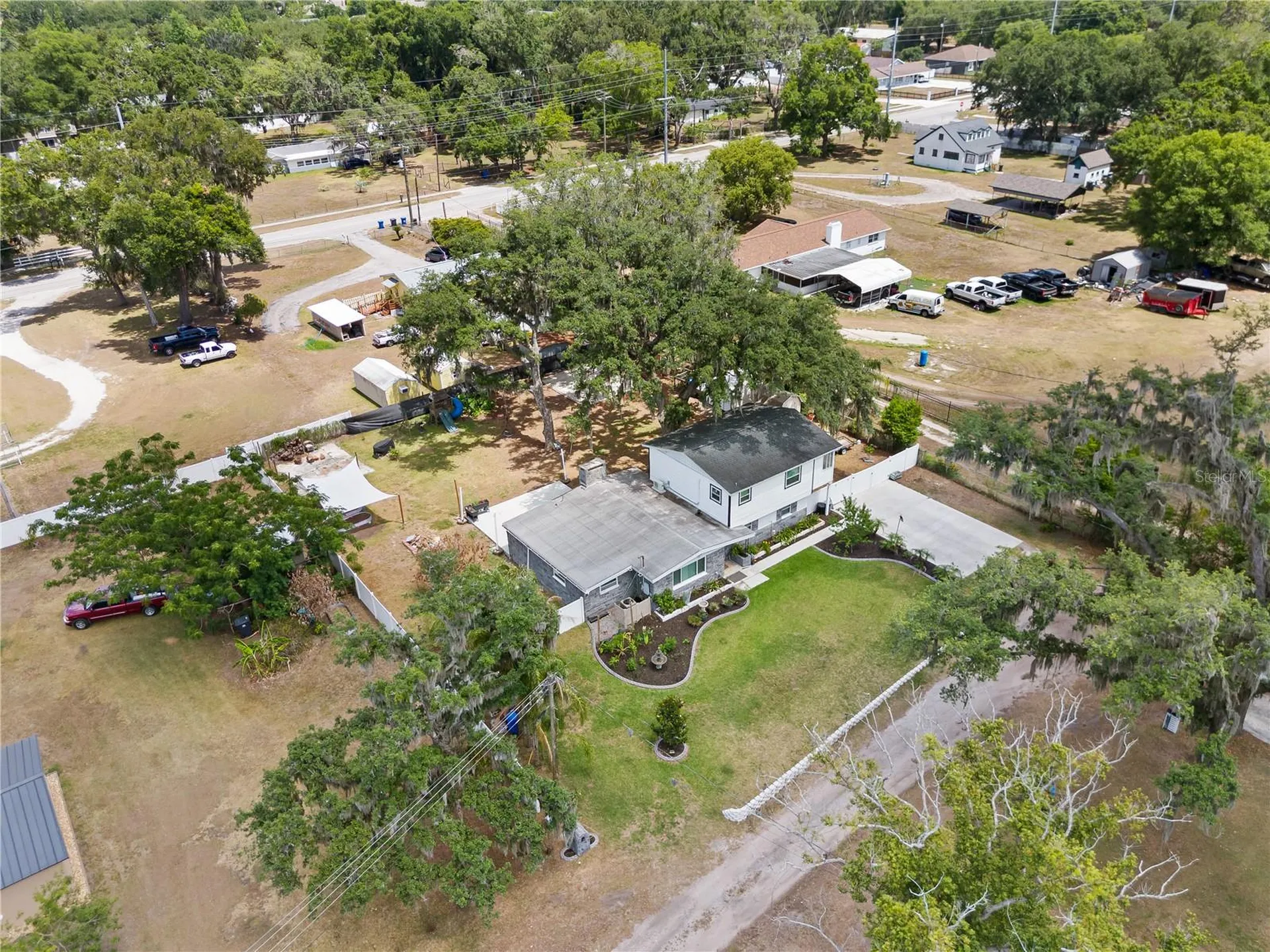 115 Ten Oak Place Valrico FL 33594