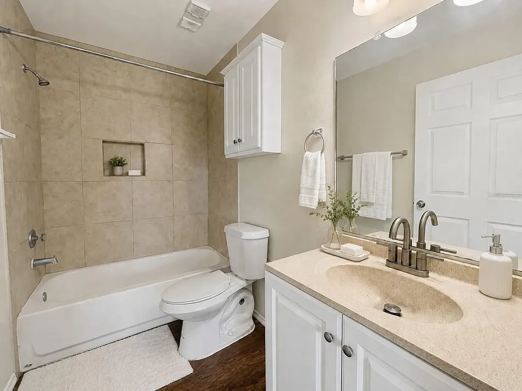 709 Secret Harbor Lane Lake Mary FL 32746