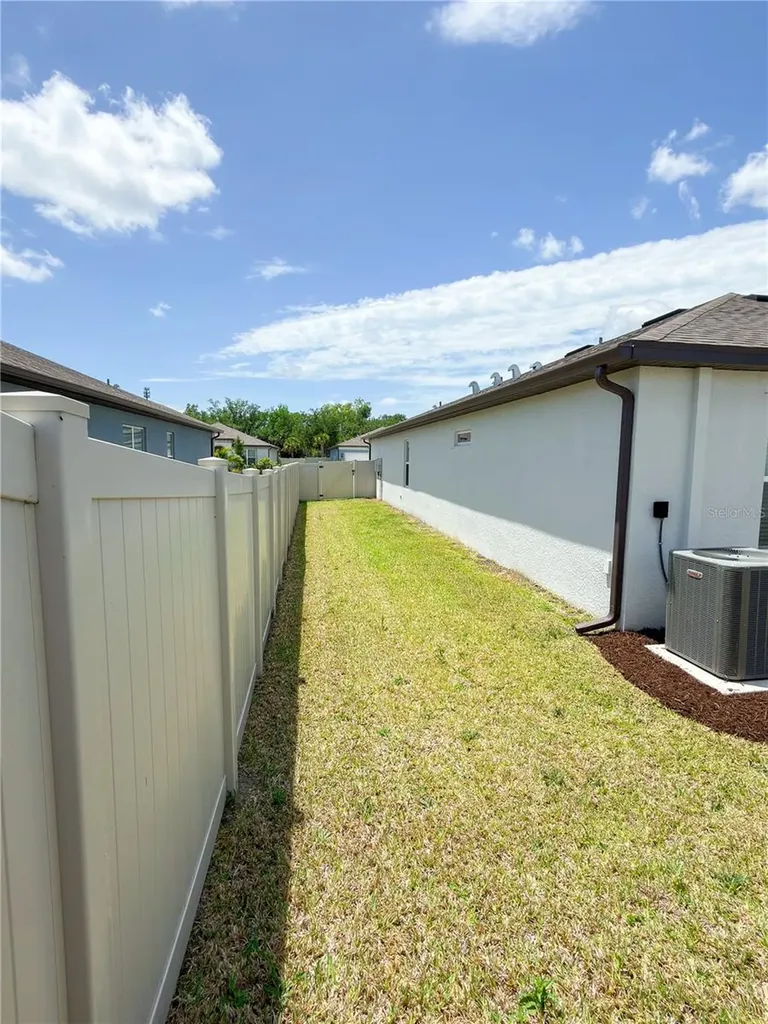 3022 61st Terrace E Ellenton FL 34222