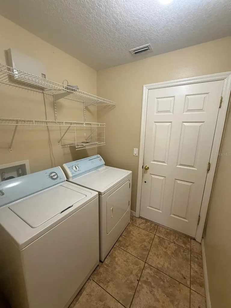 5111 Ironsides Court Tavares FL 32778