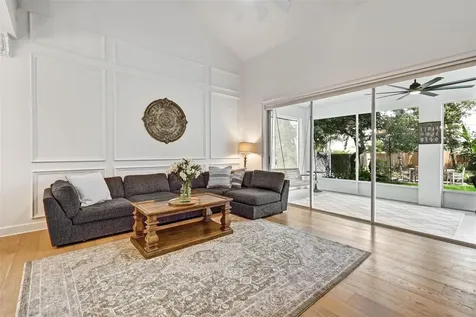 6011 Williamsburg Way Tampa FL 33625