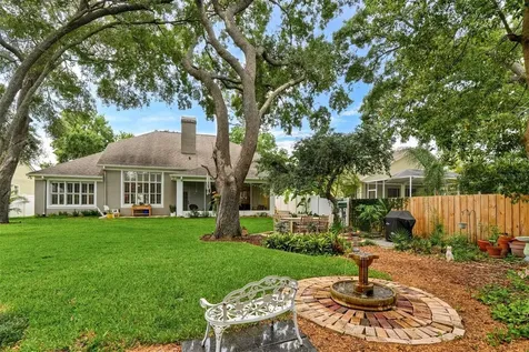 6011 Williamsburg Way Tampa FL 33625