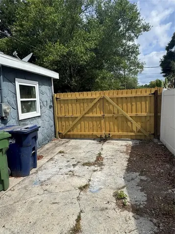 4019 E Grove Street Tampa FL 33610