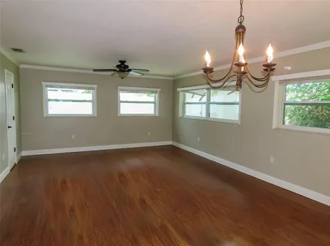 2277 S Lagoon Circle Clearwater FL 33765