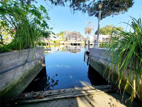 5418 Circle Drive Weeki Wachee FL 34607