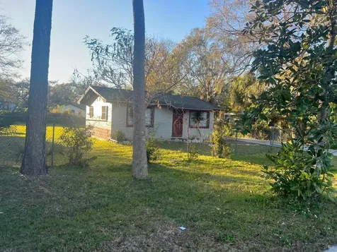 1112/1114 S Bay Avenue Sanford FL 32771