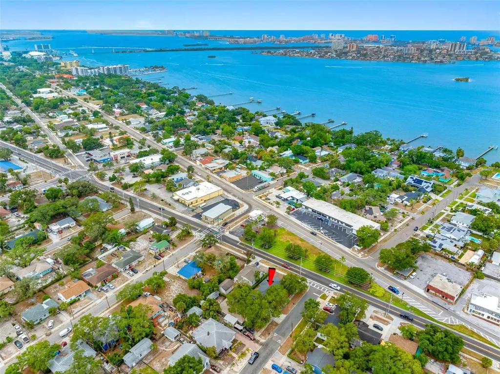 1005 Apache Trail Clearwater FL 33755