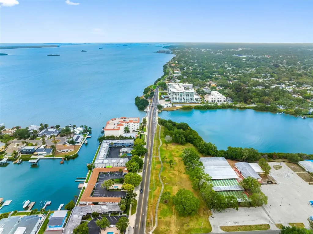 1005 Apache Trail Clearwater FL 33755