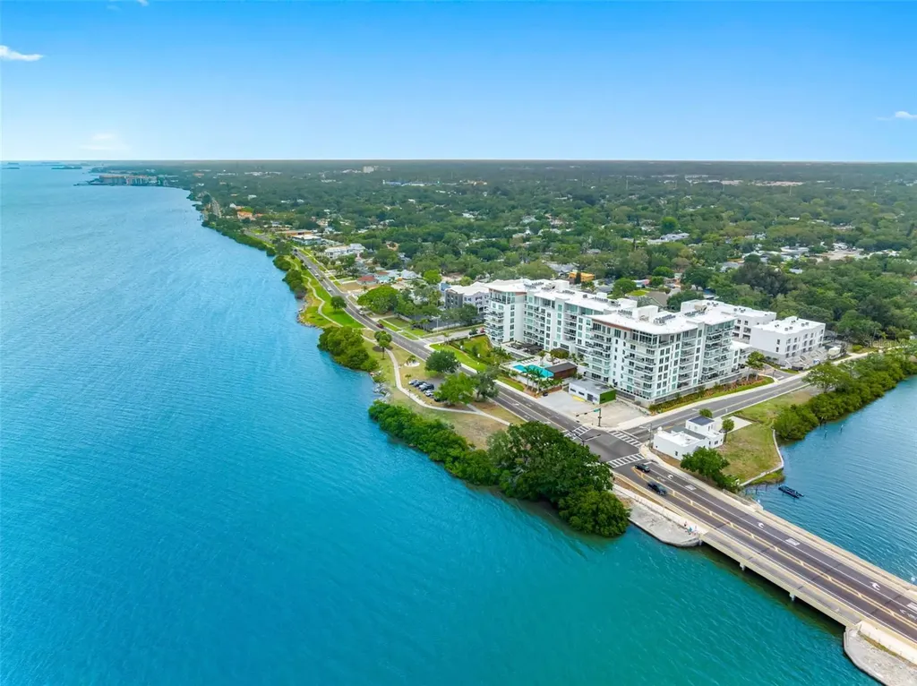 1005 Apache Trail Clearwater FL 33755