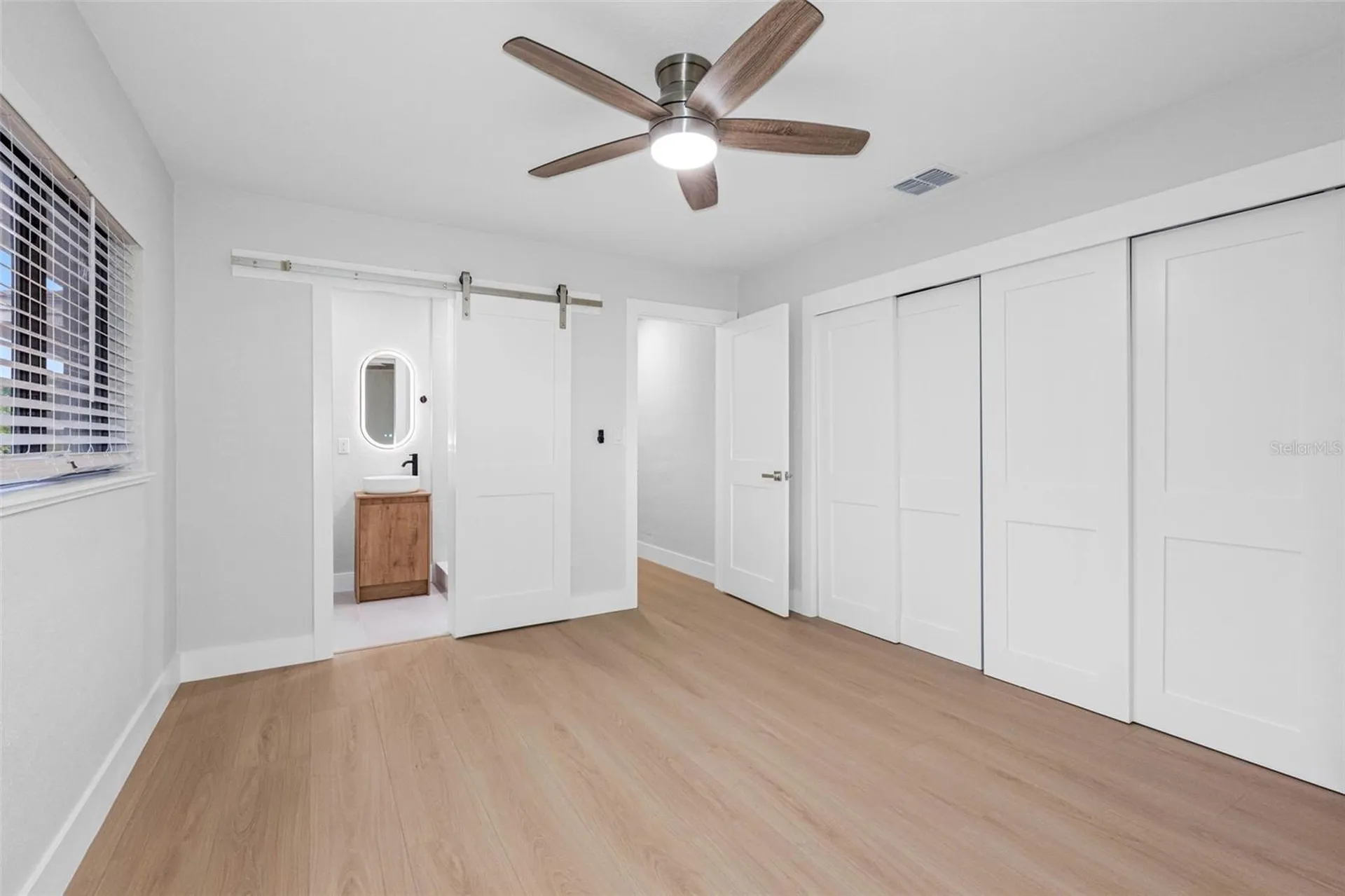 1005 Apache Trail Clearwater FL 33755