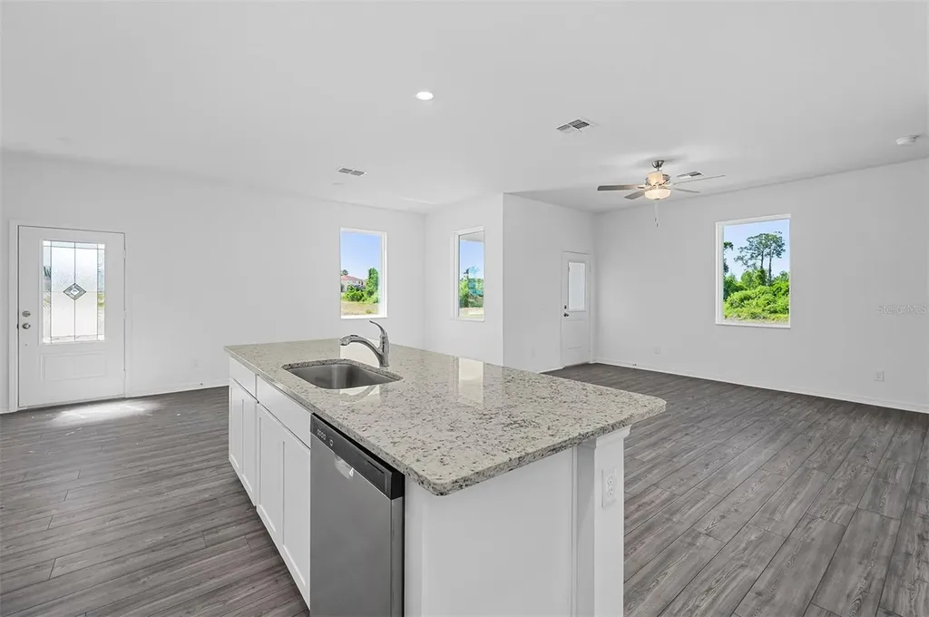 559 Bay Leaf Drive Poinciana FL 34759