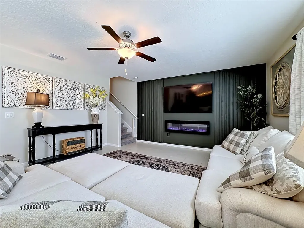5519 Blue Azure Drive Wimauma FL 33598