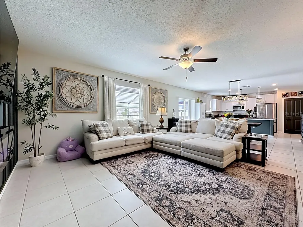 5519 Blue Azure Drive Wimauma FL 33598