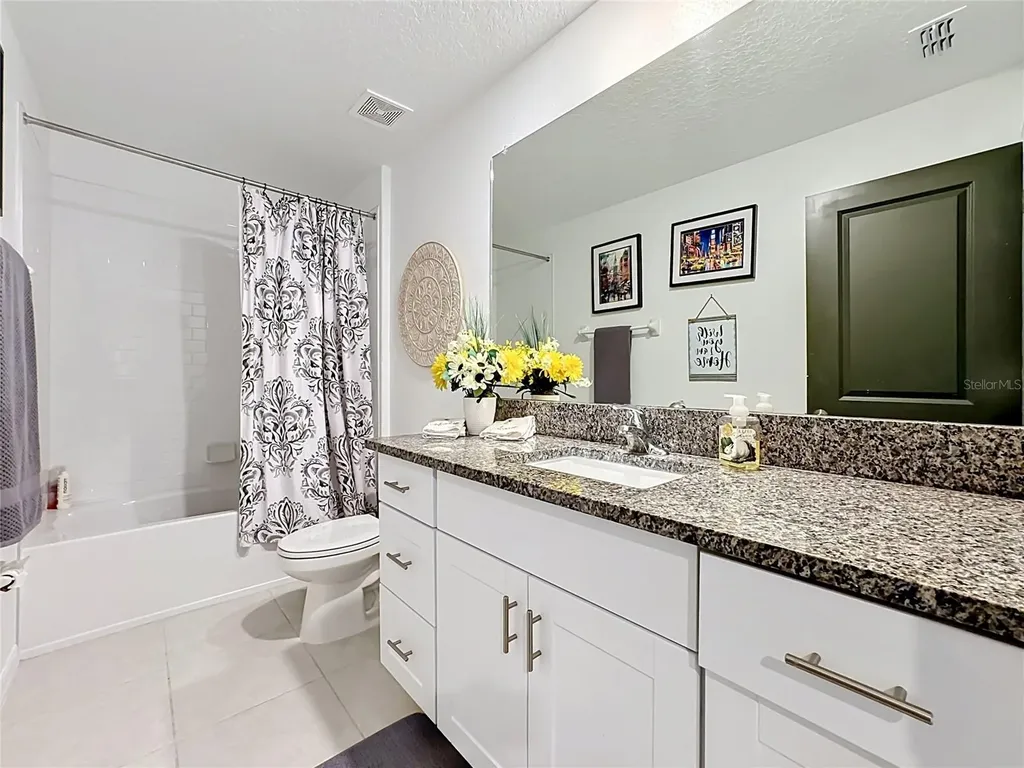 5519 Blue Azure Drive Wimauma FL 33598