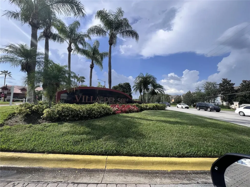 2208 Antigua Place Kissimmee FL 34741