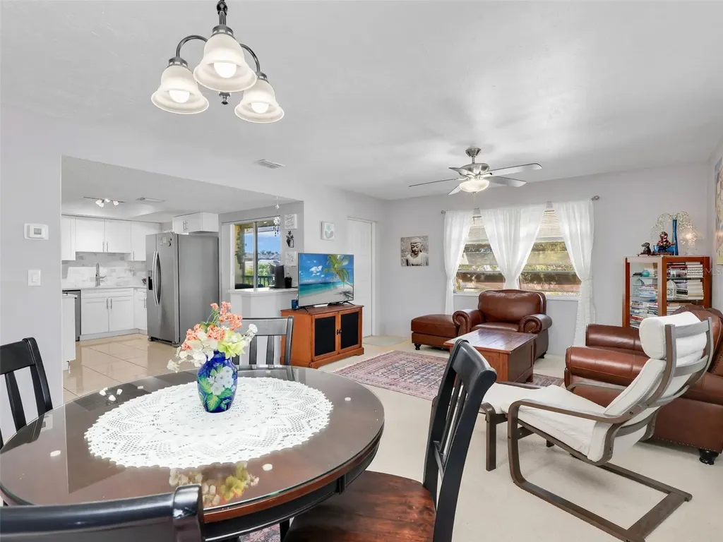 4021 SE 19th Avenue Cape Coral FL 33904