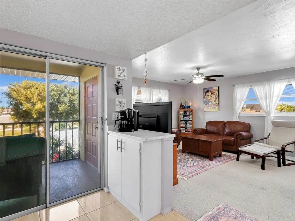 4021 SE 19th Avenue Cape Coral FL 33904
