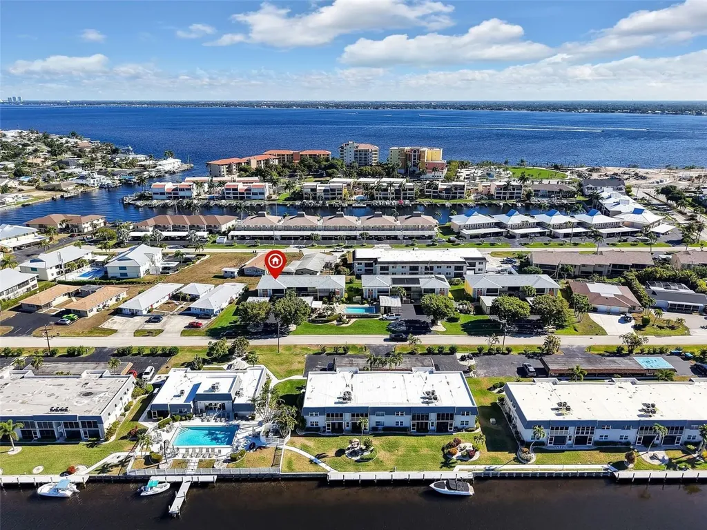 4021 SE 19th Avenue Cape Coral FL 33904