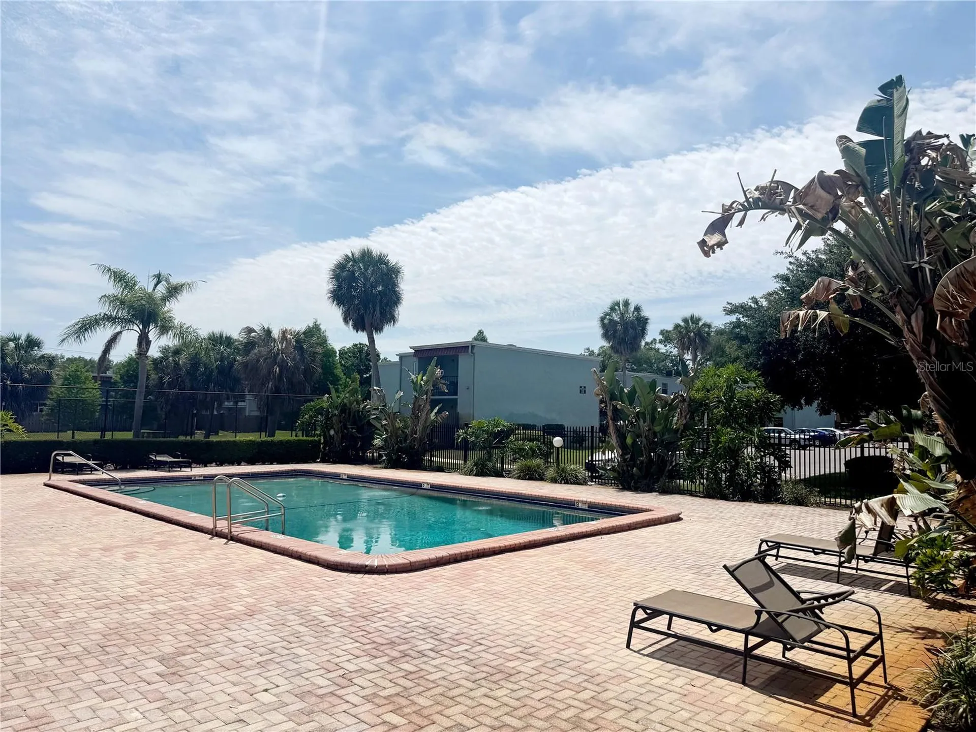 2864 Somerset Park Drive Tampa FL 33613