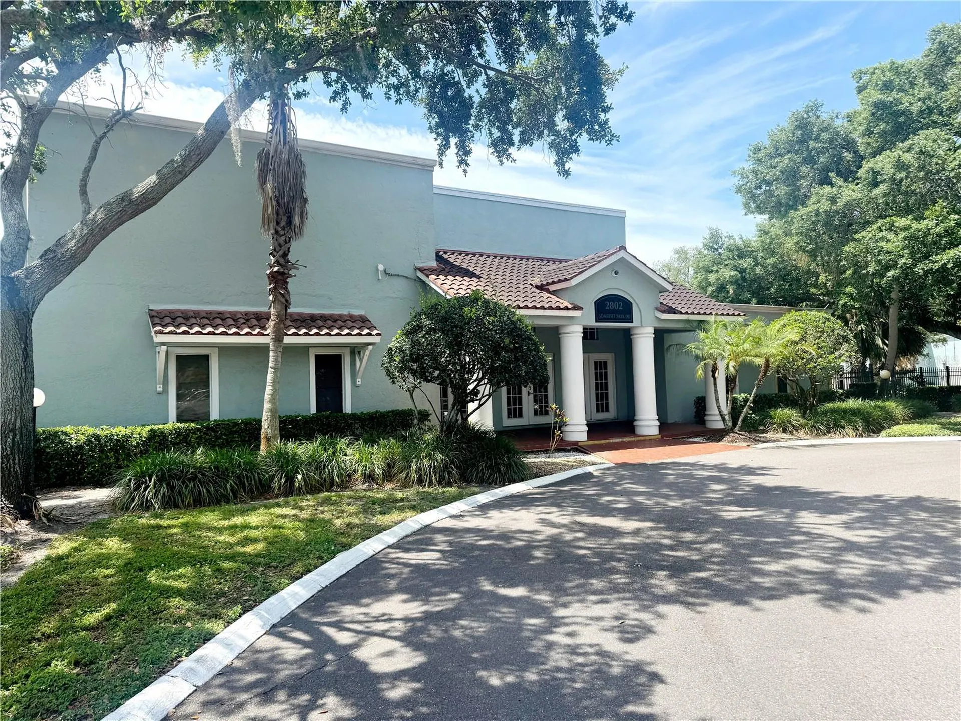 2864 Somerset Park Drive Tampa FL 33613