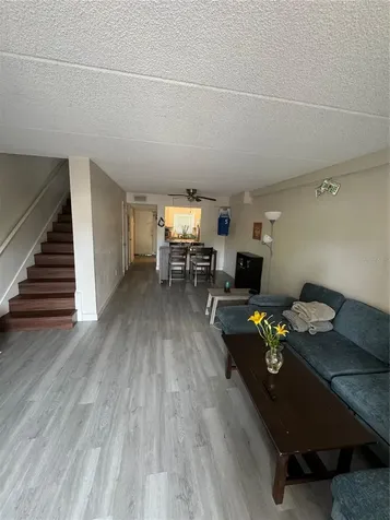 2864 Somerset Park Drive Tampa FL 33613