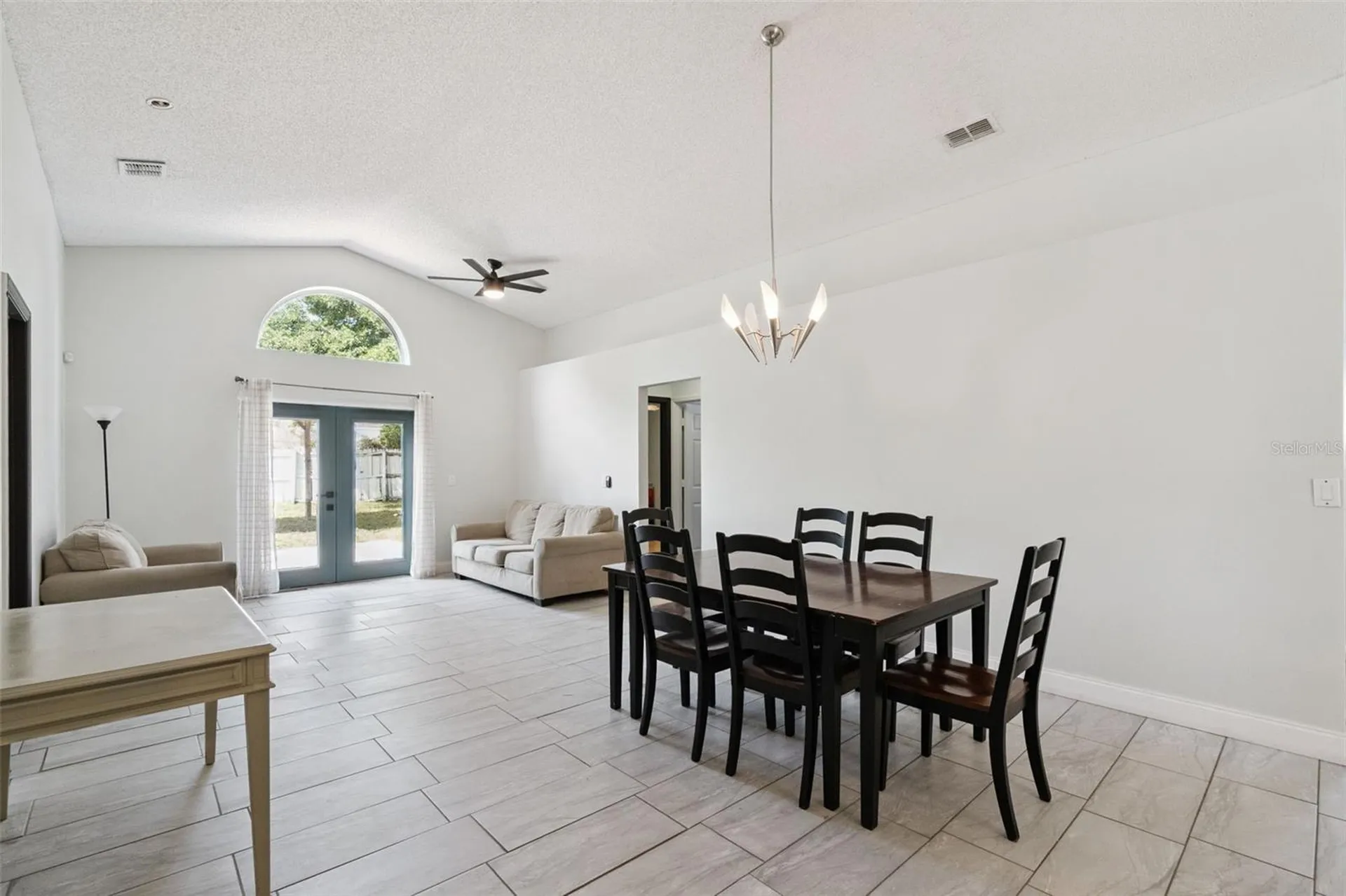 1728 Brook Hollow Drive Orlando FL 32824