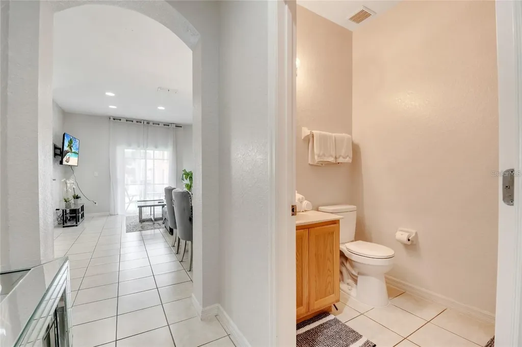 2713 Bushman Drive Kissimmee FL 34746