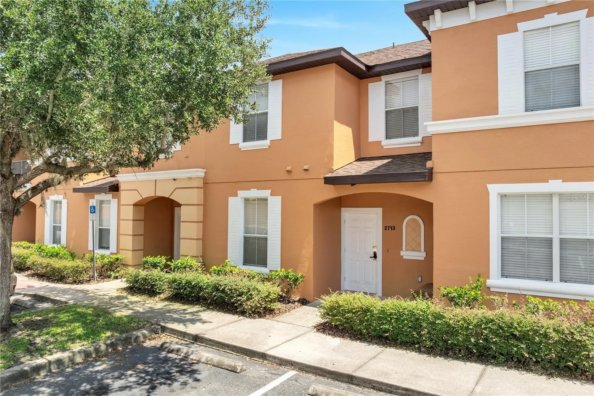 2713 Bushman Drive Kissimmee FL 34746