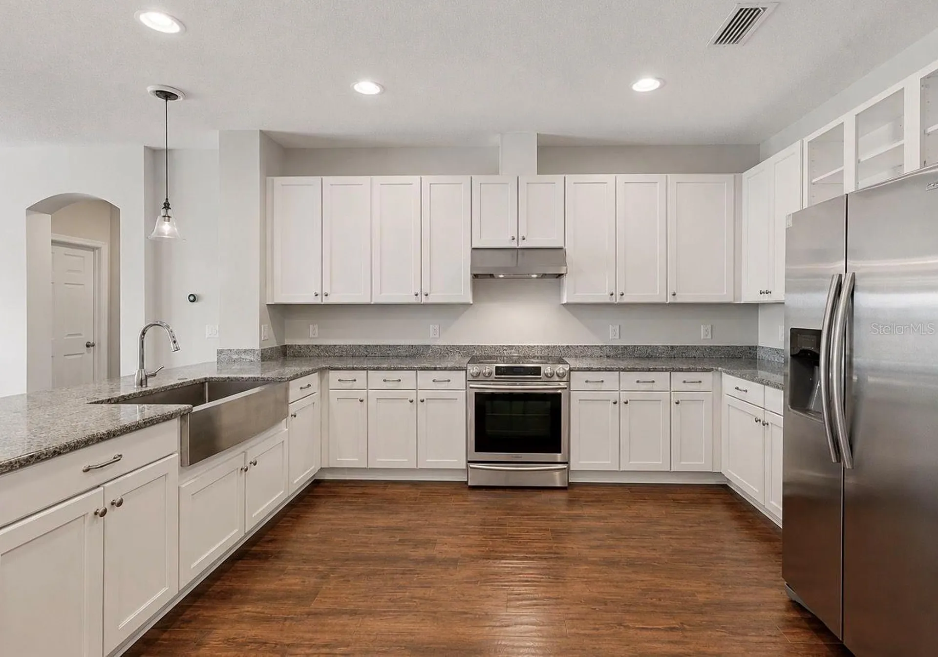 13101 Done Groven Drive Dover FL 33527