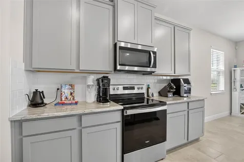 152 Bright Ibis Avenue Apollo Beach FL 33572