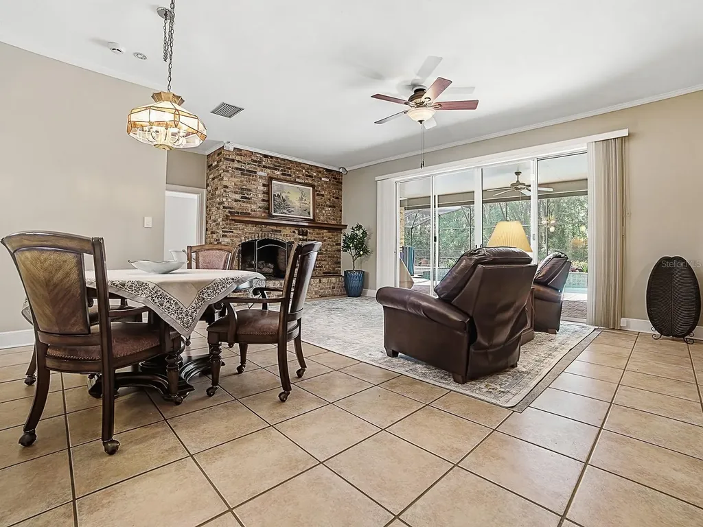 1017 Shore Acres Drive Leesburg FL 34748