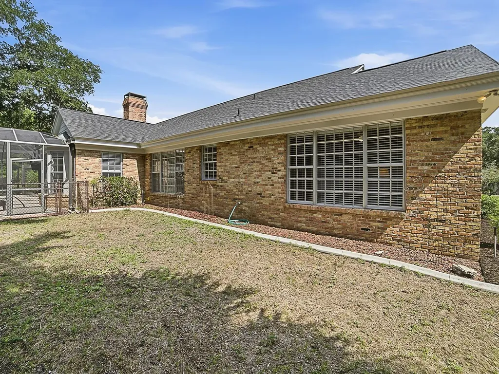 1017 Shore Acres Drive Leesburg FL 34748
