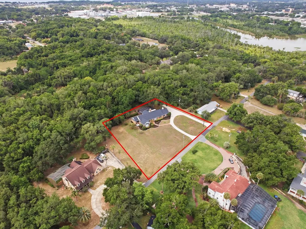 1017 Shore Acres Drive Leesburg FL 34748