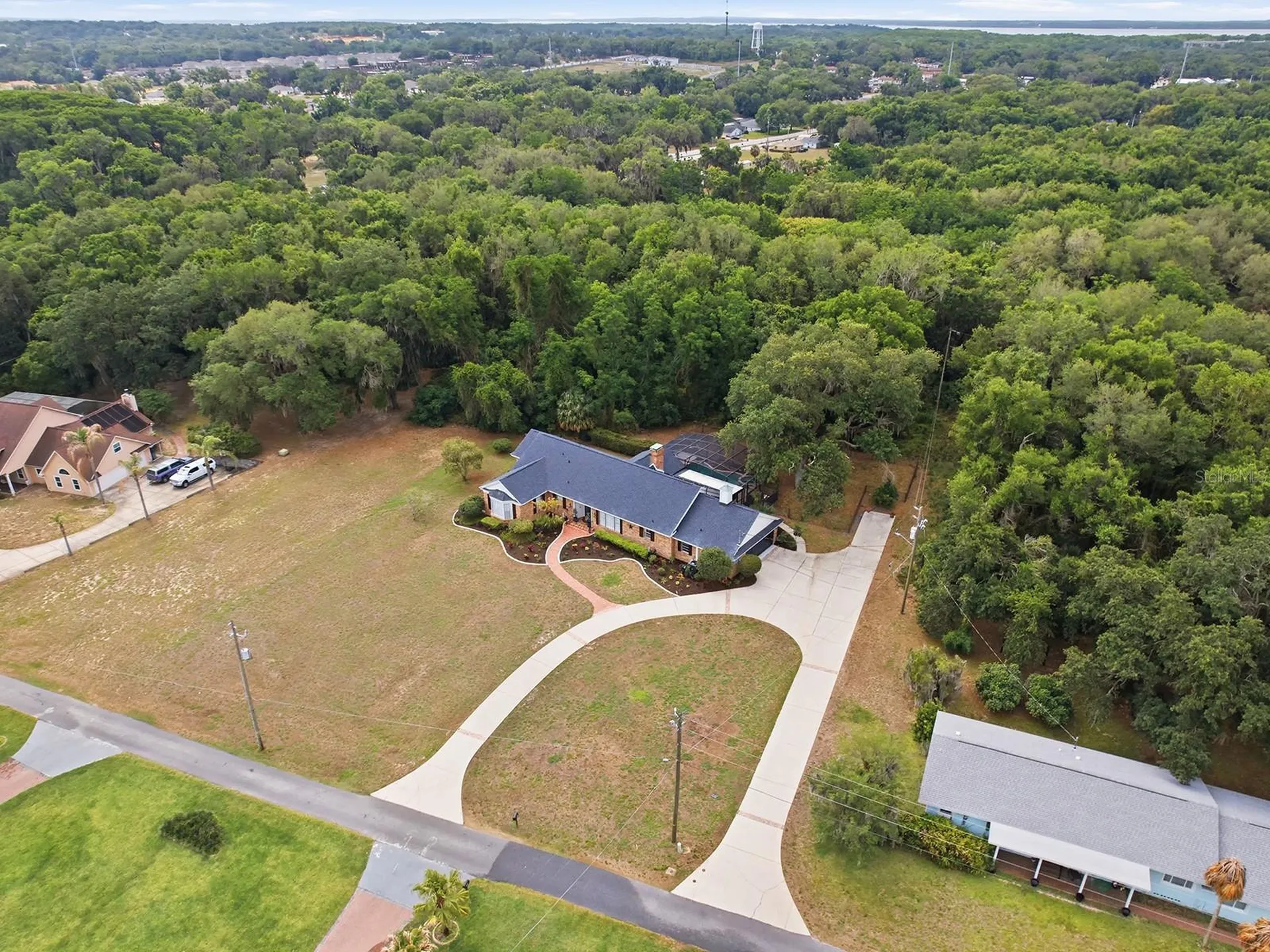 1017 Shore Acres Drive Leesburg FL 34748
