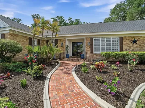 1017 Shore Acres Drive Leesburg FL 34748
