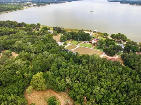 1017 Shore Acres Drive Leesburg FL 34748