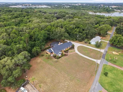 1017 Shore Acres Drive Leesburg FL 34748