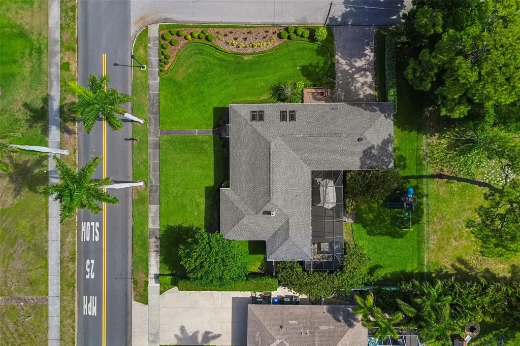 301 26th Street W Bradenton FL 34205