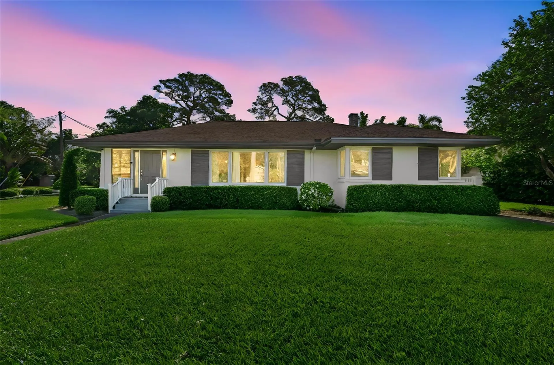 301 26th Street W Bradenton FL 34205