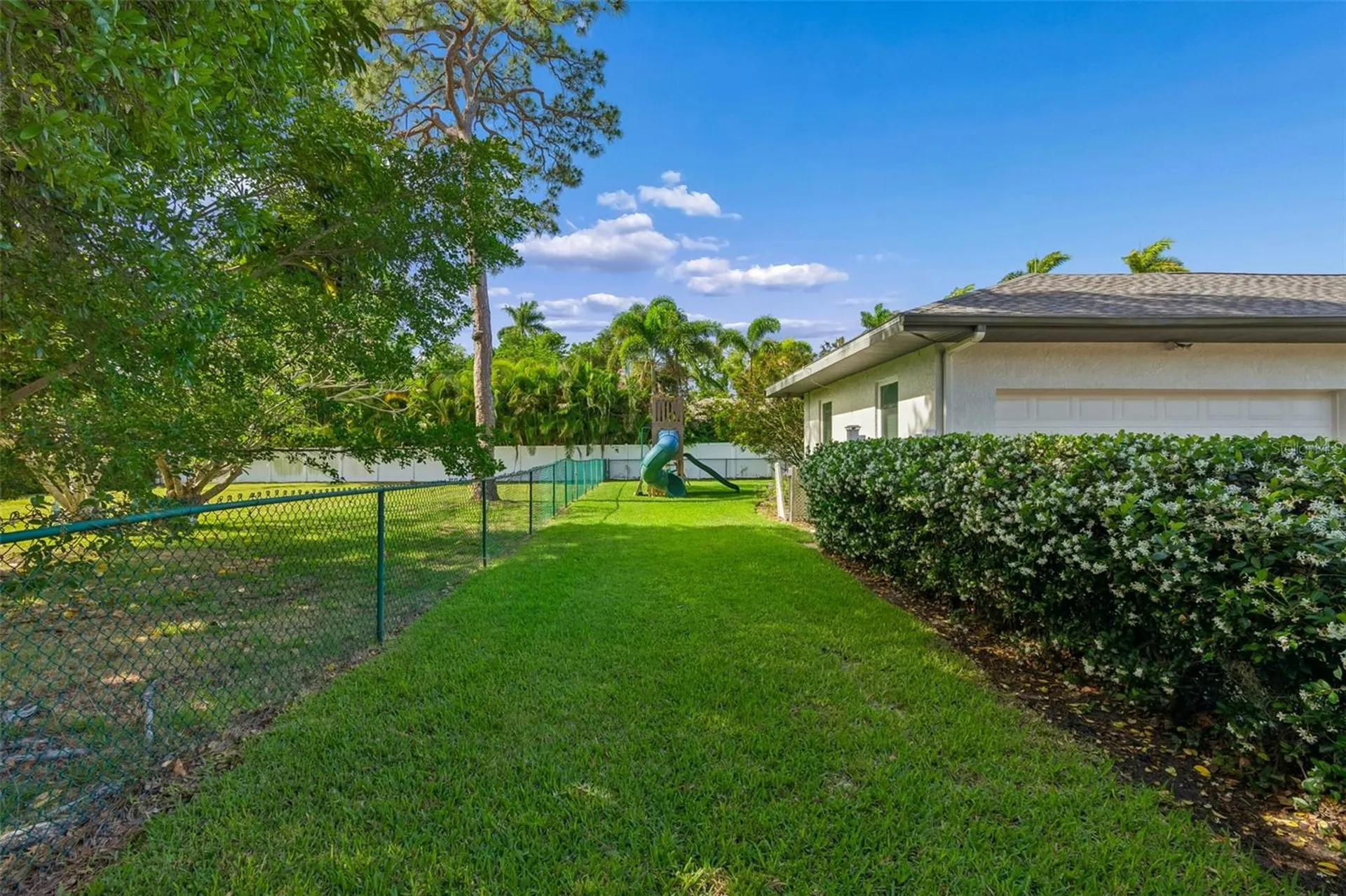 301 26th Street W Bradenton FL 34205