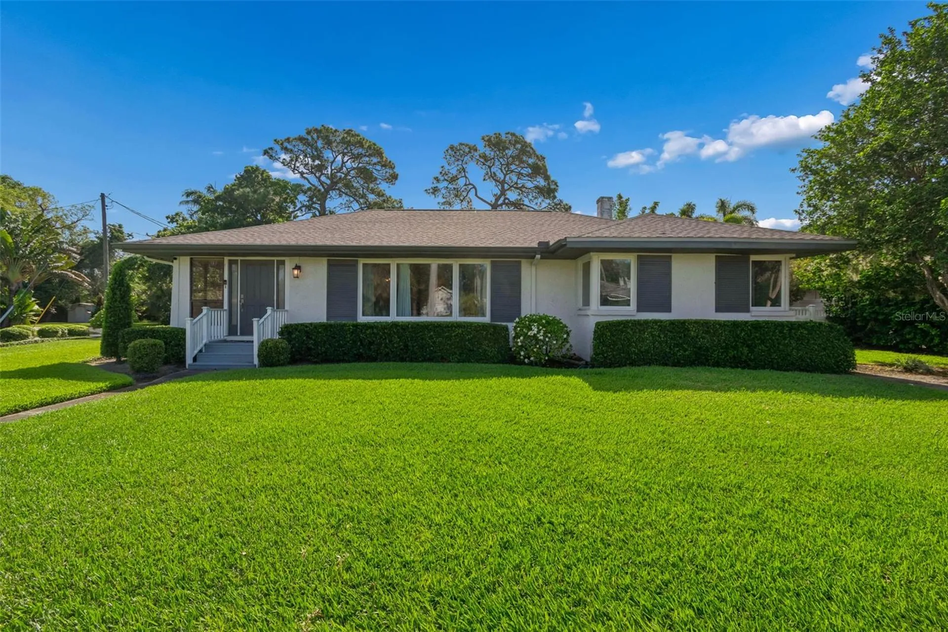 301 26th Street W Bradenton FL 34205