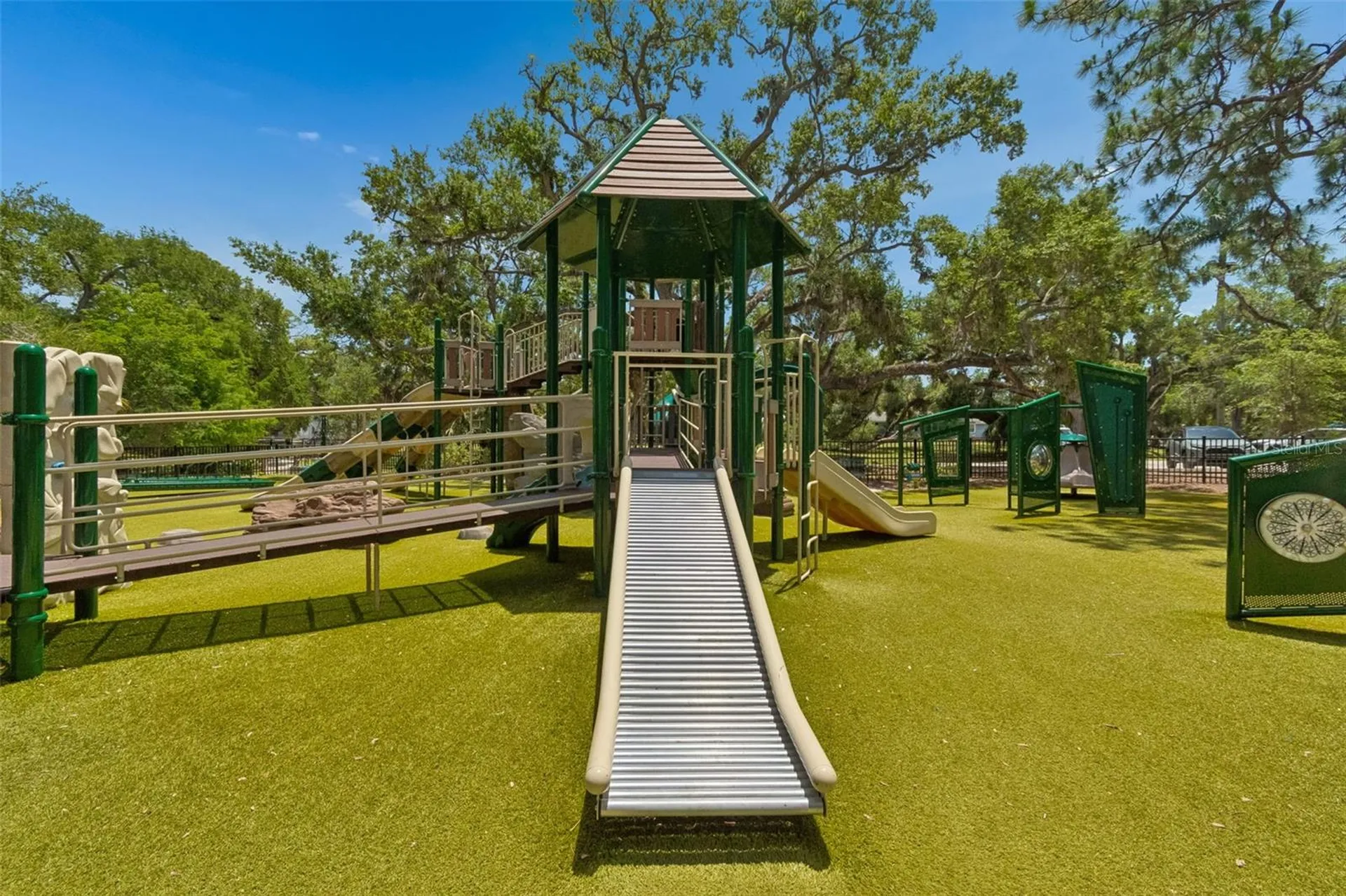 301 26th Street W Bradenton FL 34205