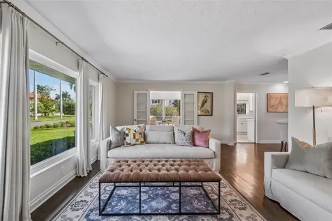 301 26th Street W Bradenton FL 34205