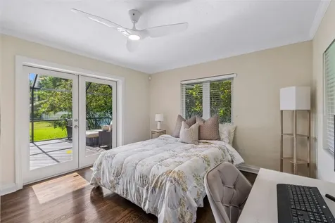 301 26th Street W Bradenton FL 34205