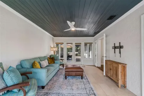 301 26th Street W Bradenton FL 34205