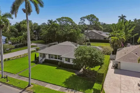 301 26th Street W Bradenton FL 34205